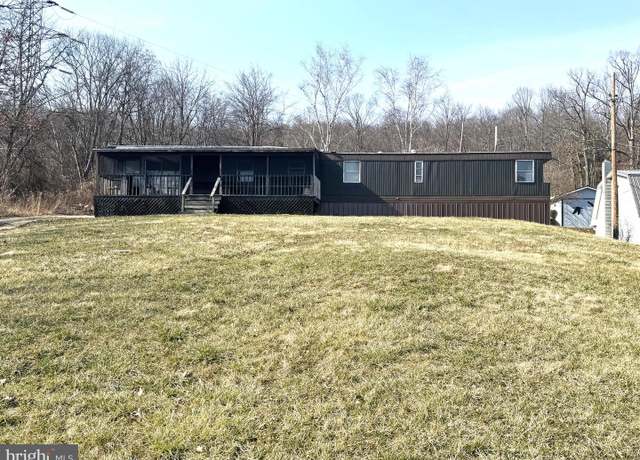 Property at 103 Hoss Dr, Lewistown, PA 17044, 2 beds, 1 bath