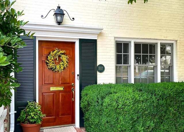 Property at 507 S Royal St, Alexandria, VA 22314, 3 beds, 2.5 baths