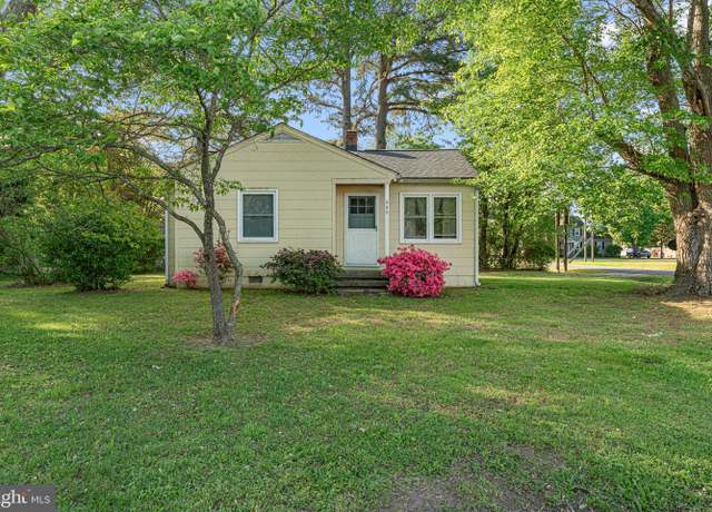 Property at 660 Cralle Ave, Tappahannock, VA 22560, 2 beds, 1 bath