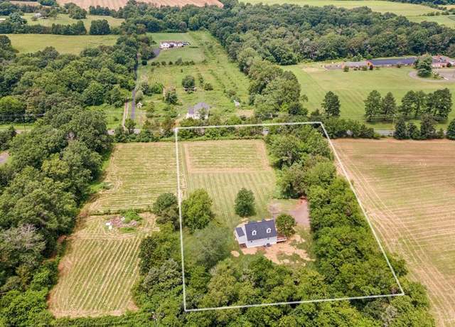 Property at 4509 Catlett Rd, Midland, VA 22728, 5 beds, 3 baths
