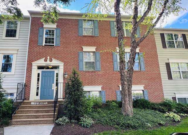 Property at 12012 Golf Ridge Ct #374, Fairfax, VA 22033, 3 beds, 2 baths