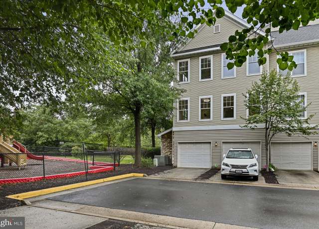 Property at 13371-T Connor Dr Unit T, Centreville, VA 20120, 2 beds, 2 baths