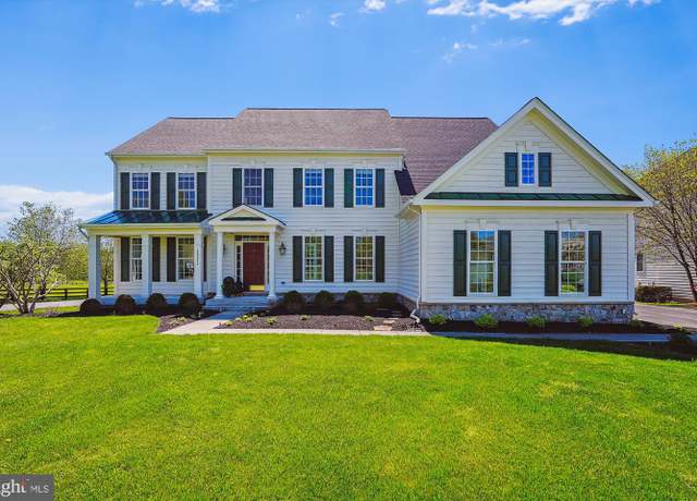Property at 18211 Barrow Knoll Ln, Purcellville, VA 20132, 4 beds, 4.5 baths