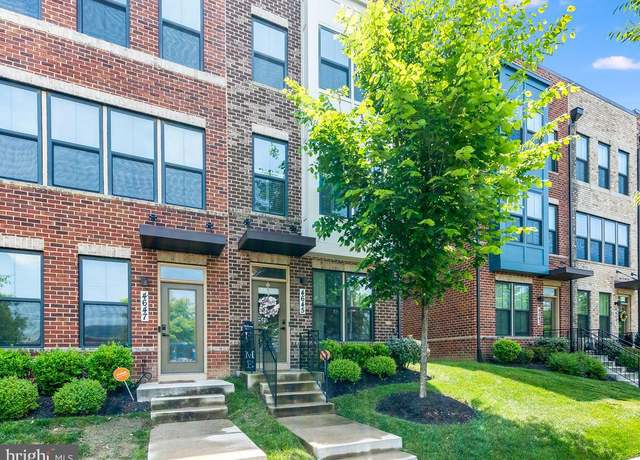 Property at 4645 Towne Park Rd, Suitland, MD 20746, 4 beds, 4.5 baths