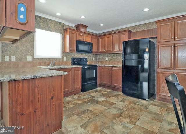 Property at 42 Beaver Ave, Whiting, NJ 08759, 2 beds, 2 baths