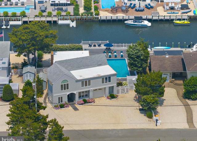 Property at 44 Harbor Ln, Beach Haven, NJ 08008, 5 beds, 3 baths