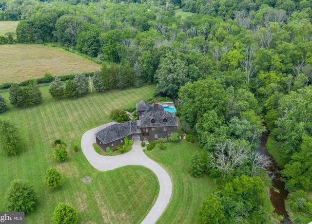 Property at 2577 Township Rd, Quakertown, PA 18951, 5 beds, 5.5 baths