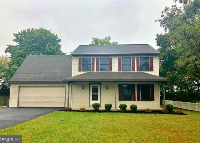 Property at 54 Ethel Ave, Hummelstown, PA 17036, 4 beds, 2.5 baths