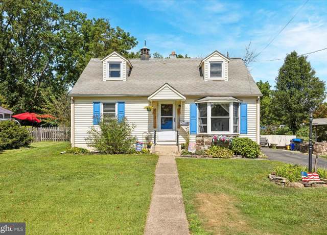 Property at 40 W Lehman Ave, Hatboro, PA 19040, 4 beds, 1 bath