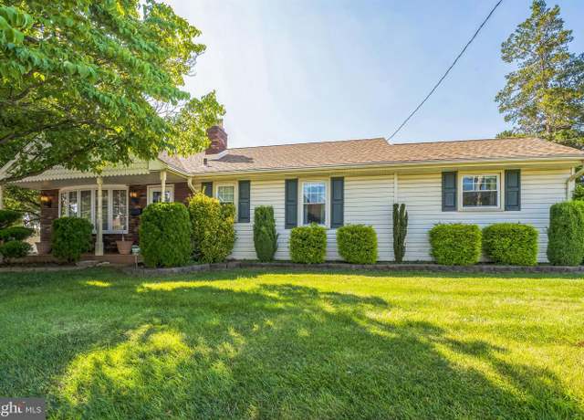 Property at 10135 Haldeman Ave, Philadelphia, PA 19116, 4 beds, 2 baths