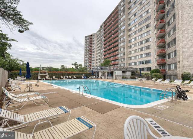 Property at 5340 Holmes Run Pkwy #101, Alexandria, VA 22304, 1 bed, 2 baths