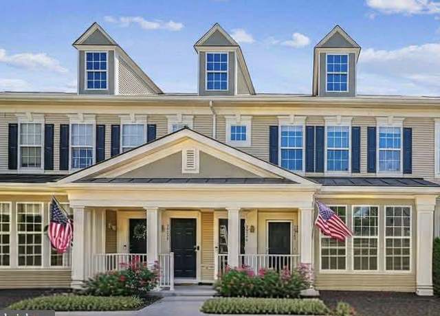 Property at 20242 Macglashan Ter, Ashburn, VA 20147, 3 beds, 2.5 baths