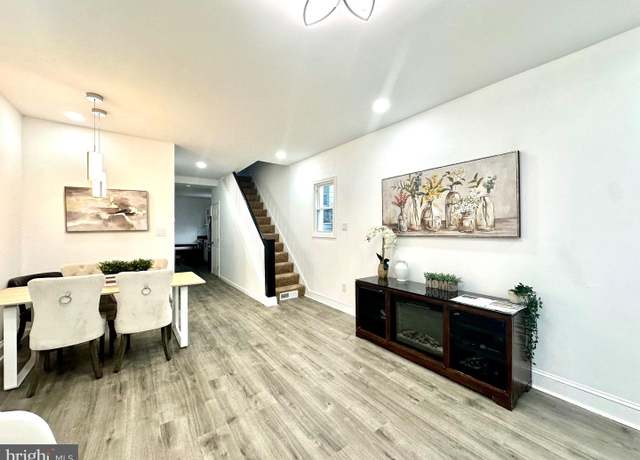 Property at 1301 W 3rd St, Wilmington, DE 19805, 3 beds, 1.5 baths