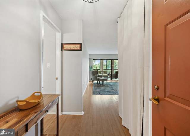 Property at 15100 Interlachen Dr Unit 4-522, Silver Spring, MD 20906, 2 beds, 2 baths