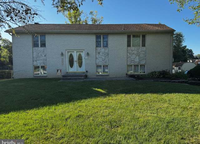 Property at 10603 Harry Heth Rd, Williamsport, MD 21795, 4 beds, 2 baths