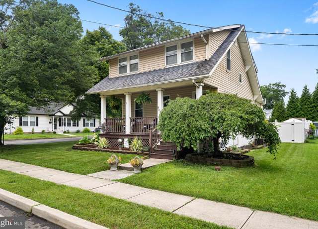 Property at 501 E Evesham Ave, Magnolia, NJ 08049, 2 beds, 2 baths