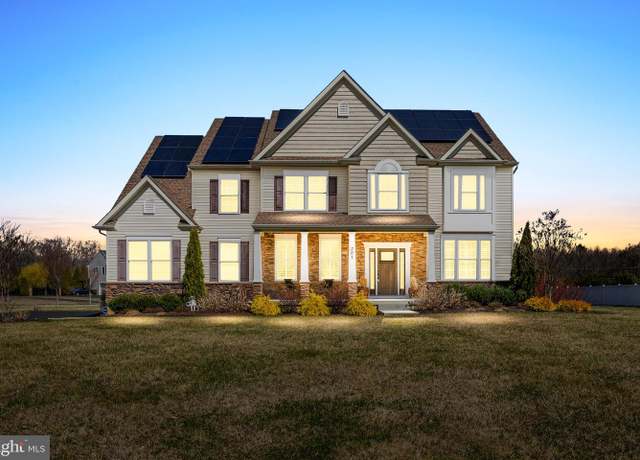 Property at 201 Solar Ct, Mullica Hill, NJ 08062, 4 beds, 2.5 baths