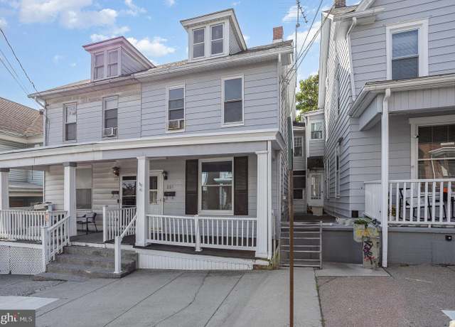 Property at 331 Locust St, Steelton, PA 17113, 4 beds, 2 baths