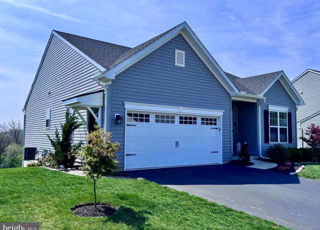 Property at 9 Heatherwood Ln, Denver, PA 17517, 3 beds, 3 baths