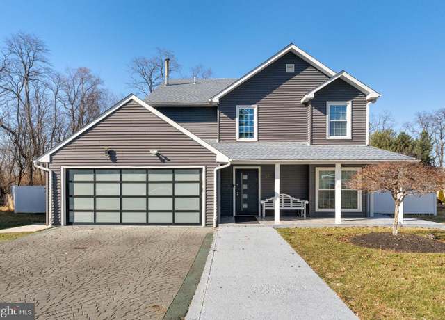 Property at 56 Country Lane Dr, Philadelphia, PA 19115, 5 beds, 4 baths