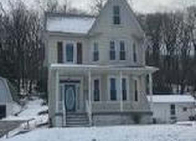 Property at 310 Chestnut St, Delta, PA 17314, 2 beds, 1 bath