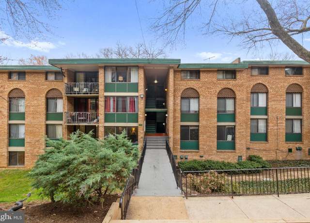 Property at 509 N Armistead St #302, Alexandria, VA 22312, 2 beds, 1 bath