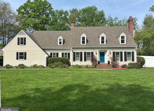 Property at 9508 Ferry Harbour Ct, Alexandria, VA 22309, 6 beds, 3.5 baths