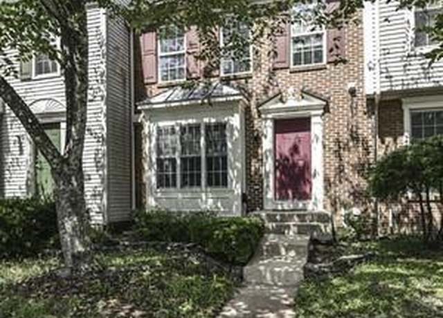 Property at 6046 Raina Dr, Centreville, VA 20120, 3 beds, 3.5 baths