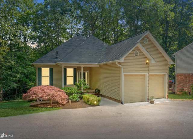Property at 101 Battlefield Rd, Locust Grove, VA 22508, 5 beds, 3 baths