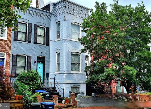 Property at 712 4th St SE, Washington, DC 20003, 4 beds, 3 baths