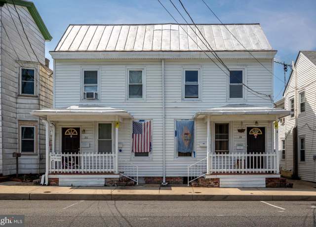 Property at 24 W South St, Smyrna, DE 19977, 10 beds, 4 baths