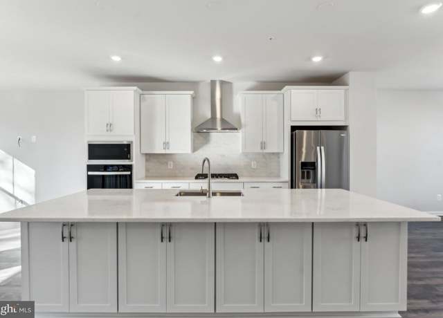 Property at 9600 Killenney Pl, Waldorf, MD 20601, 3 beds, 3 baths