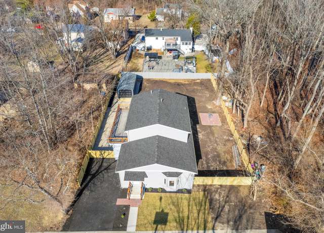Property at 46 Clinton St, Westville, NJ 08093, 3 beds, 2.5 baths