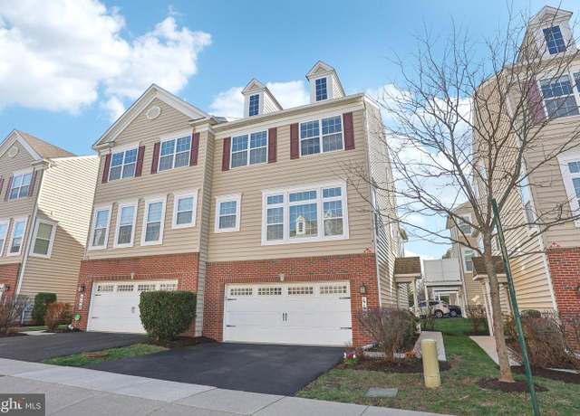 Property at 442 Williamson Ct, Lansdale, PA 19446, 4 beds, 3.5 baths