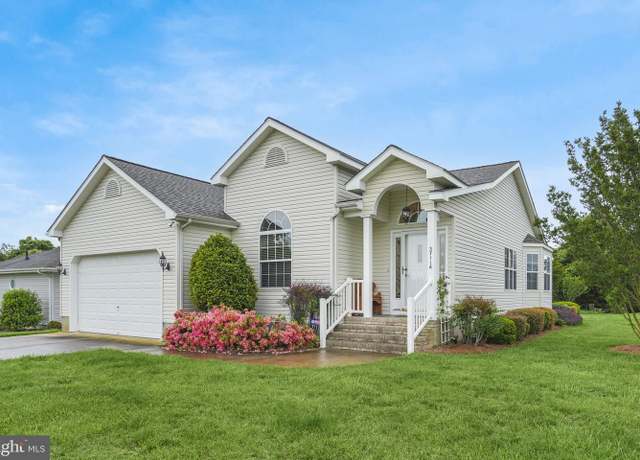 Property at 37116 Shark Ct, Greenbackville, VA 23356, 3 beds, 2 baths