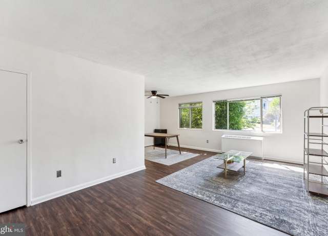 Property at 3701 5th St S #212, Arlington, VA 22204, 1 bed, 1 bath