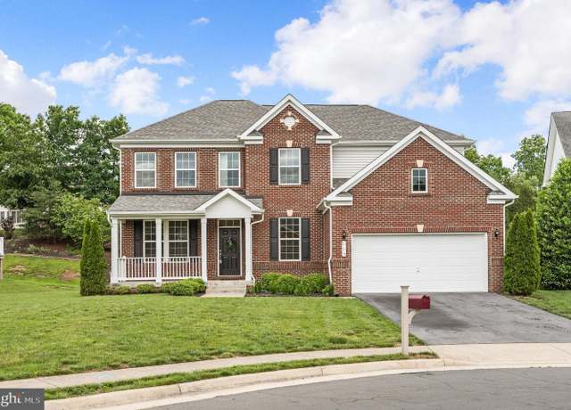 Property at 113 Pangborne Ct, Winchester, VA 22602, 4 beds, 4.5 baths