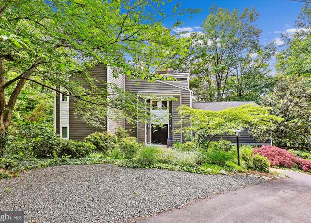 Property at 6364 Evangeline Ln, Alexandria, VA 22312, 5 beds, 5 baths