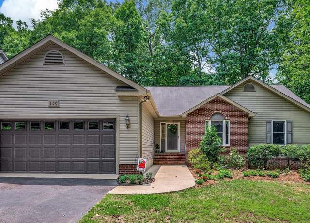 Property at 140 Jefferson Ave, Locust Grove, VA 22508, 3 beds, 2 baths