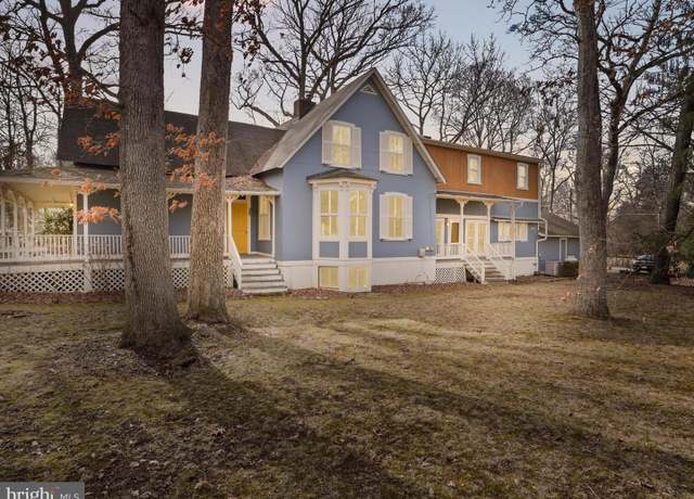 Property at 206 Grove Ave, Washington Grove, MD 20880, 6 beds, 4 baths