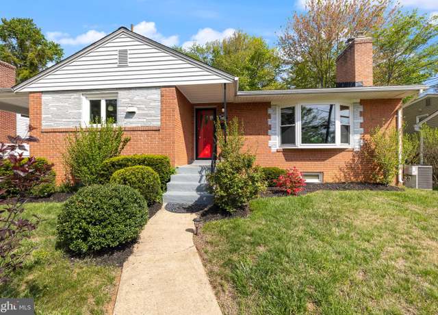 Property at 9821 Singleton Dr, Bethesda, MD 20817, 5 beds, 4 baths