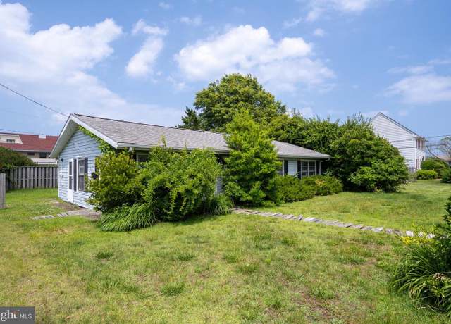 Property at 604 S Pacific Ave, Ocean City, MD 21842, 3 beds, 1 bath