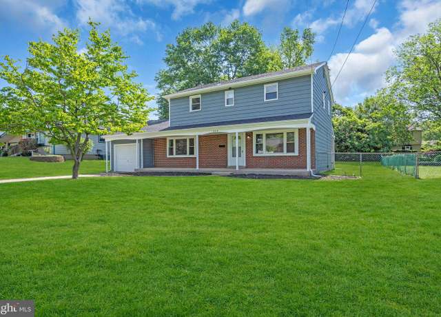 Property at 414 Lavender Hill Dr, Cherry Hill, NJ 08003, 4 beds, 2.5 baths