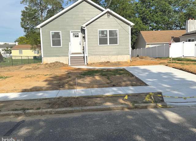 Property at 248 Nassau Ave, Paulsboro, NJ 08066, 3 beds, 2 baths