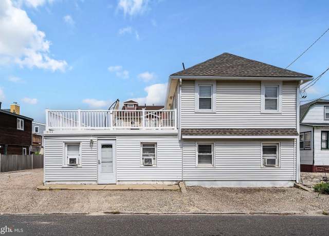 Property at 5104 W West Ave, Long Beach Township, NJ 08008, 7 beds, 3 baths