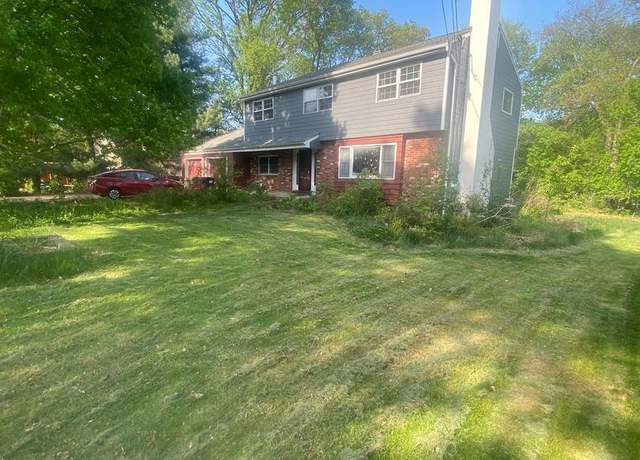 Property at 324 Springdale Ter, Yardley, PA 19067, 4 beds, 2.5 baths
