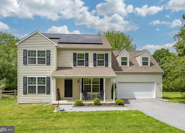 Property at 3237 Walnut St, Downingtown, PA 19335, 4 beds, 2.5 baths