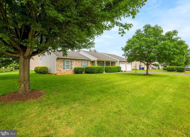 Property at 106 Ely Dr #59, Shippensburg, PA 17257, 3 beds, 2 baths