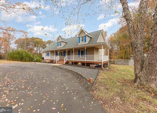 Property at 8429 Fletchers Chapel Rd, King George, VA 22485, 5 beds, 3 baths