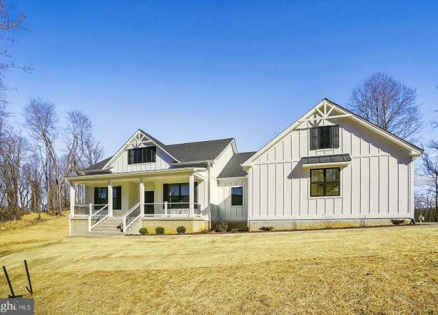 Property at 15641 Sunshine Ridge Ln, Gainesville, VA 20155, 3 beds, 2.5 baths